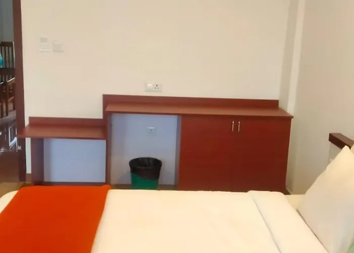 Memmsta Golden Resort Munnar