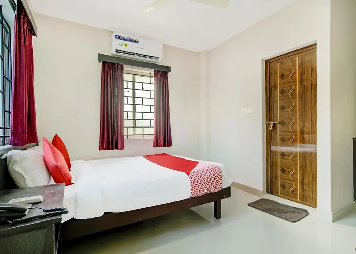 Flagship Saligram Residency Hotel Kochi