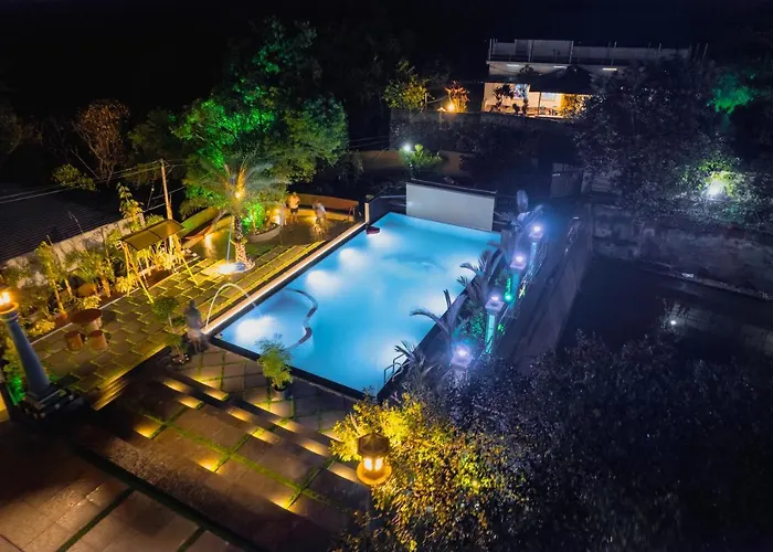 Rock Hut Tabor Hills Resort Vagamon