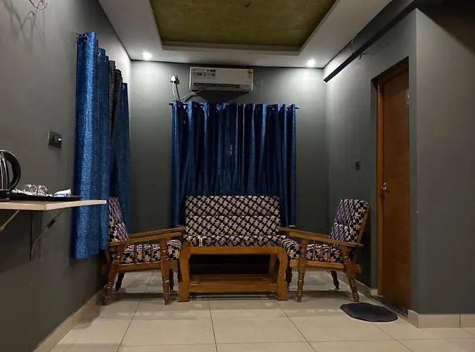 Dreamway Residency Hotel Kochi