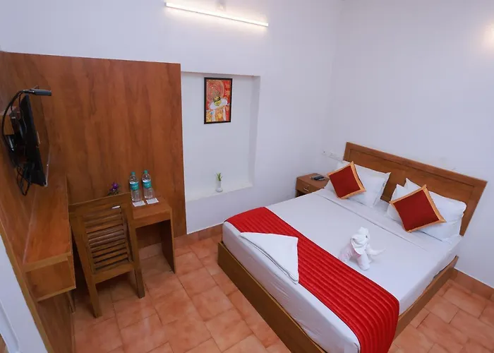 Malavikas Black Beach Resort Varkala