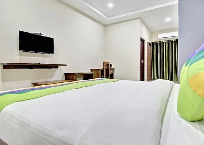 Central Inn Kochi