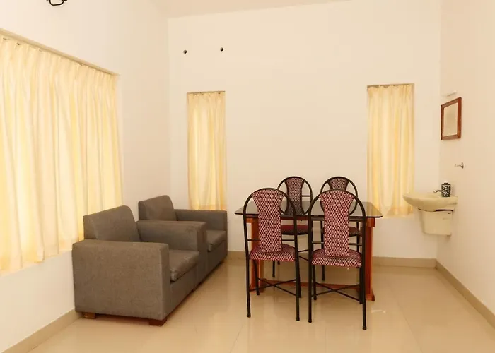 White Castle Hotel Alappuzha