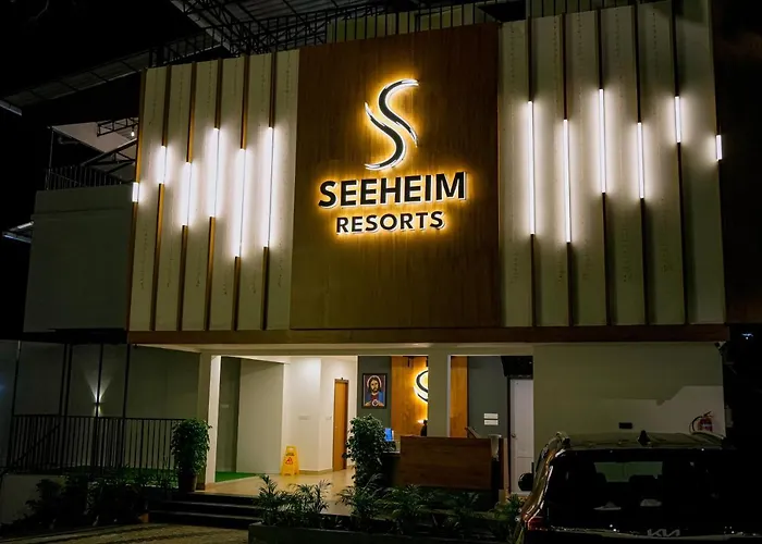 Seeheim Resorts Athirappilly