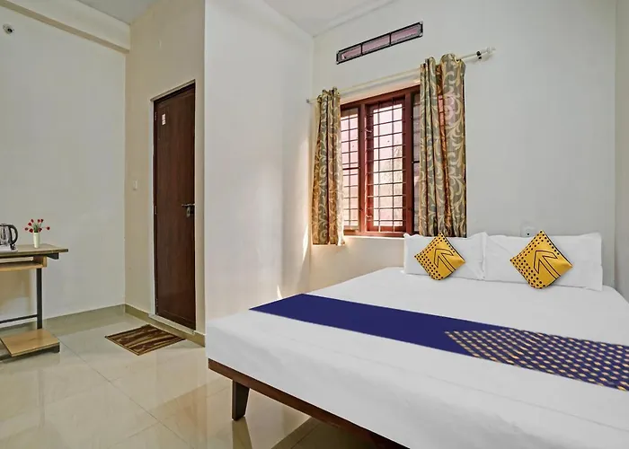 Spot On North Star Lodging Hotel Kochi