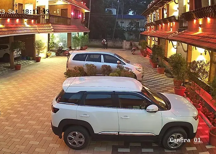 Aaronic Stay Varkala