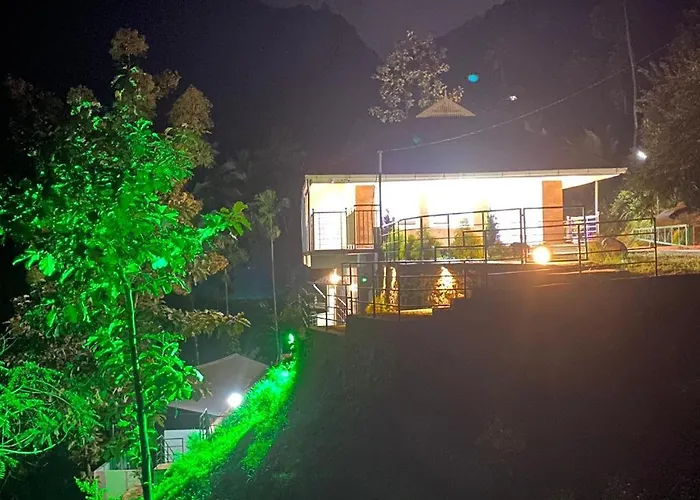 Earth Lounge Resort Vagamon