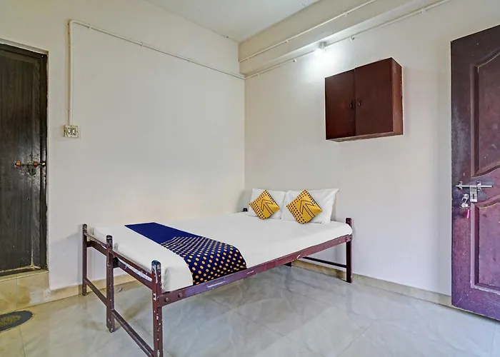 Hotel O Grand Next Lodge Kochi