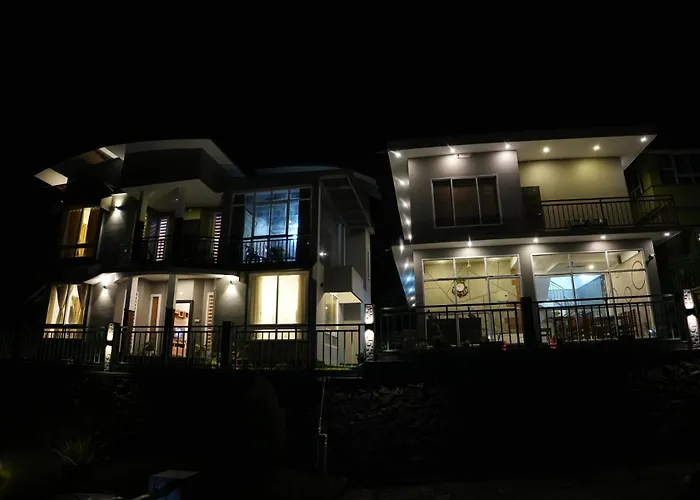 Sapphire Mansion Pool Villa Vagamon