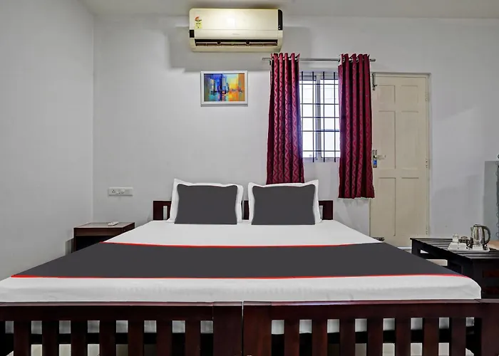 Collection O White House Pearl Hotel Kochi