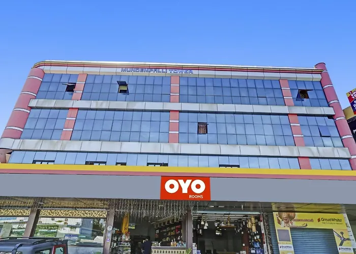 Oyo Flagship Mezban Grand Suites Kochi
