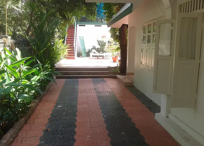 Raja Park Beach Resort Varkala