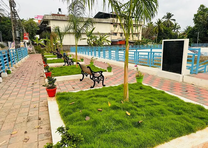 Hotel Nujoom Kochi