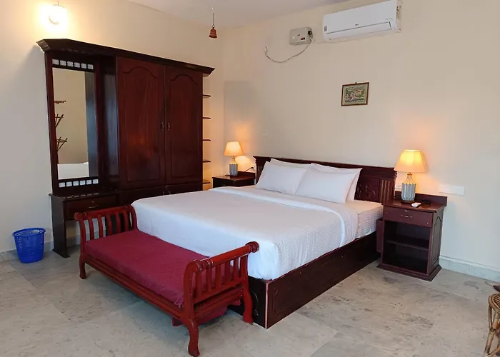 Hill View Beach Resort Varkala