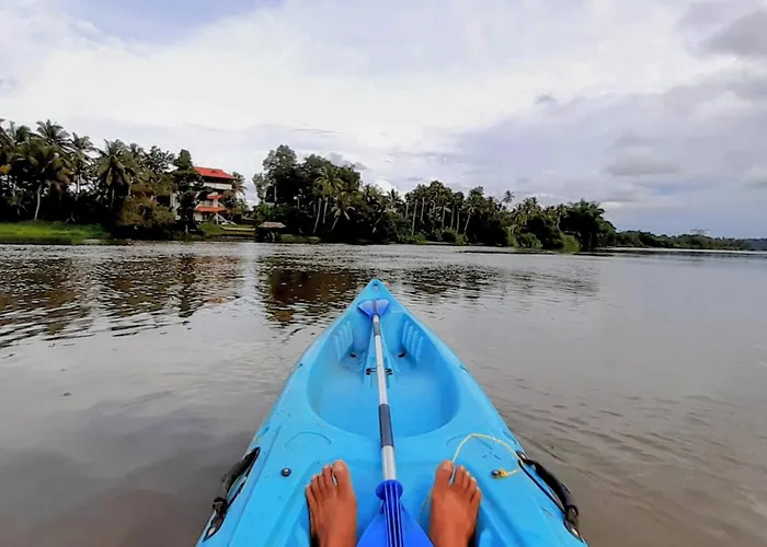 Pearl Spot Bed & Breakfast Nedumbassery