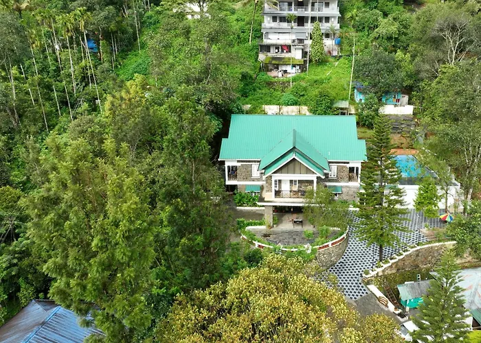Pet friendly Chithirapuram Palace Munnar
