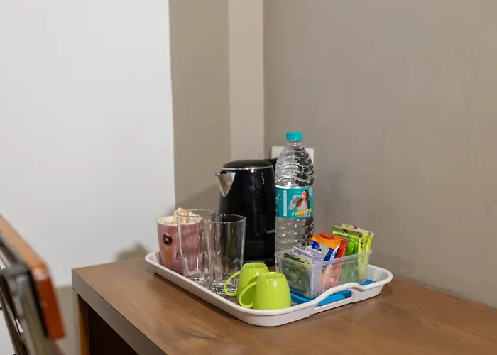Aryaas Residency Nettoor Hotel Kochi