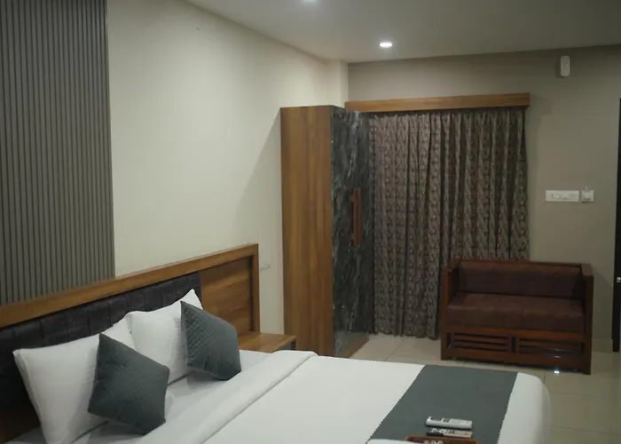Cruz Inn Calicut
