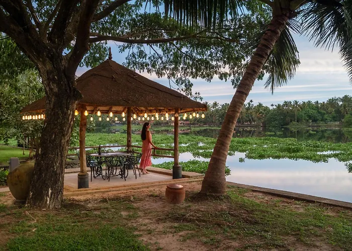 Baymaas Lakehouse Kochi