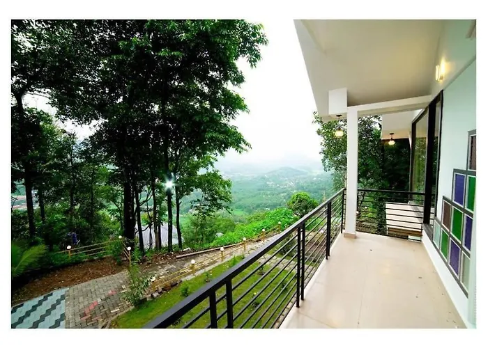 Traditional Kerala Villa Munnar
