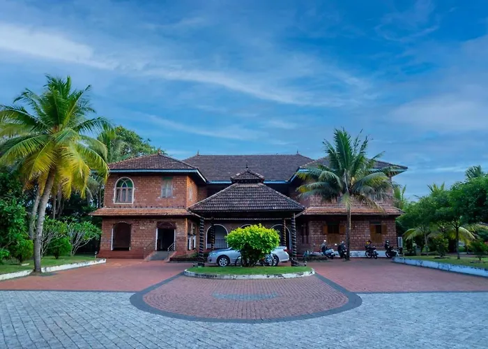 Kumarakom Heritage Resort & Ayurveda Alappuzha