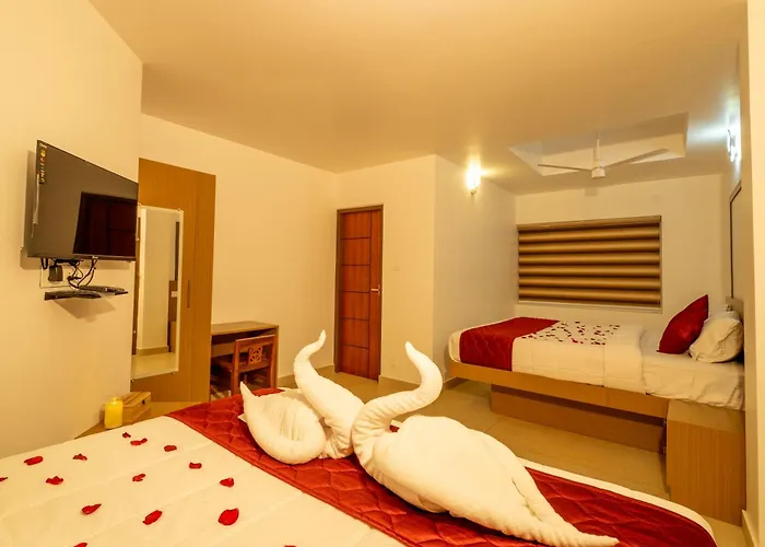 Hotel Eden Palace Thrissur