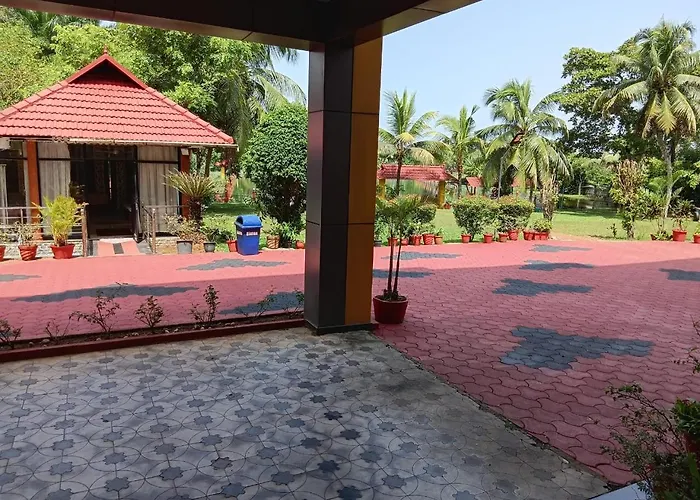 Royal Riviera Hotels & Resorts Alappuzha