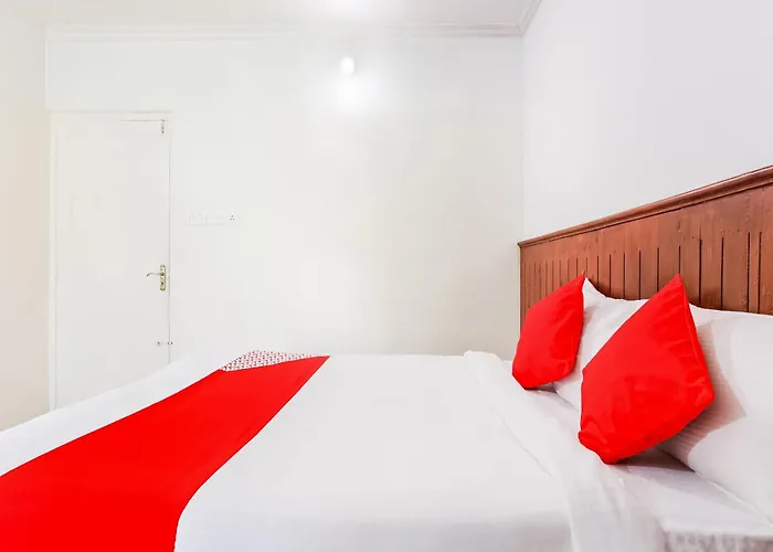 Hotel O Oval Retreat Kochi