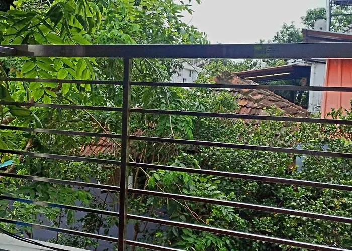 White Shore Beach Homestay Alappuzha