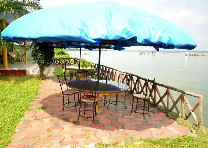 Lake Symphony Resort Kochi