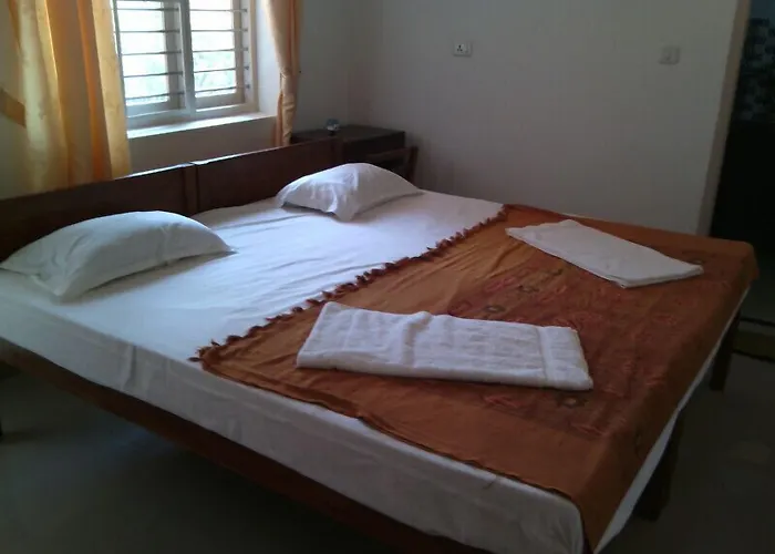 Nathans Holiday Home Kochi
