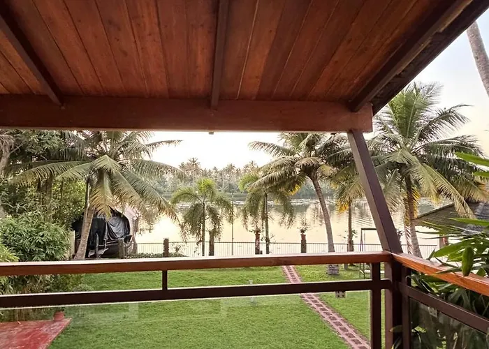 Backwater Brook Kumarakom