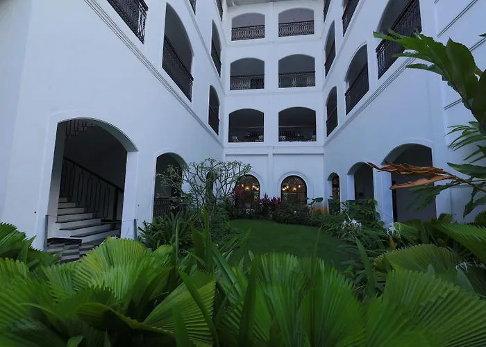 Alpha Old Court House Hotel Kochi