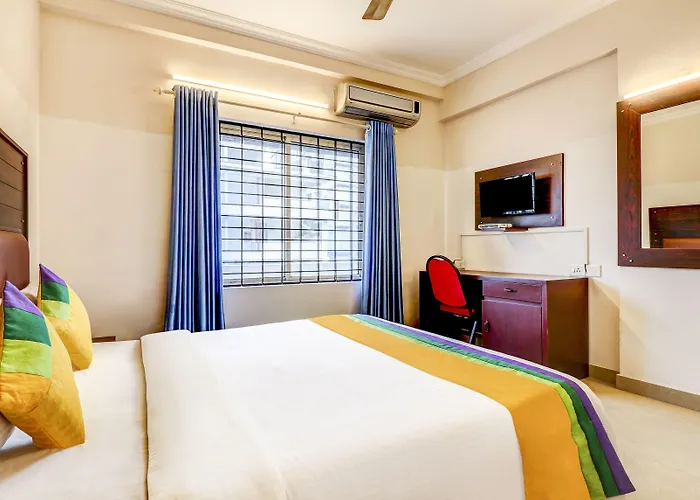 Itsy Hotels Ammu Regency Thrissur