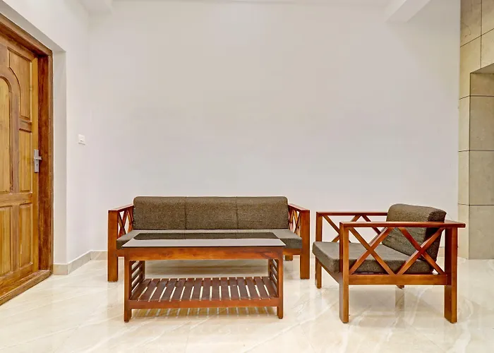Itsy Hotels Palm Grove By D2V Kochi