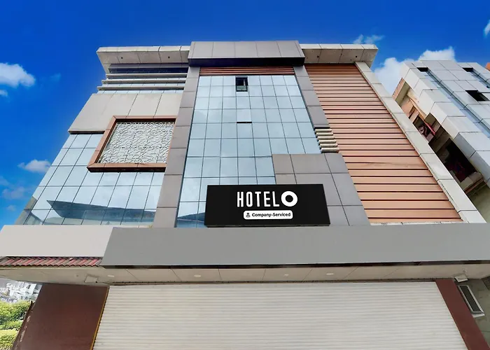 Pathanamthitta Hotels