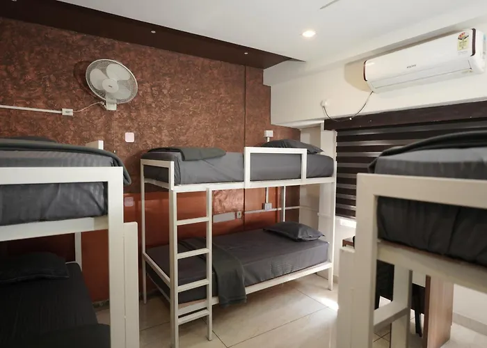 Hotel Palmyra Grand Inn - Kochi