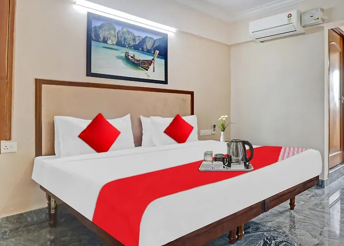 Hotel O Poptavern Premium Thiruvananthapuram