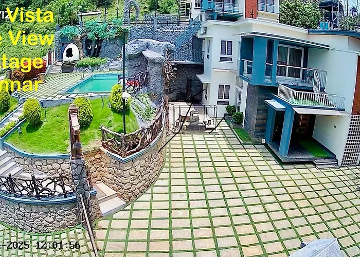 Private Diga Vista Lake View 4Bhk Swimming Pool Cottage Munnar