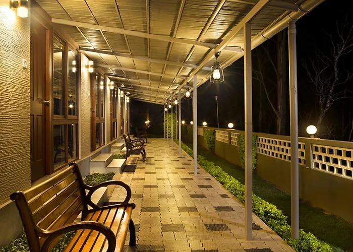 Abad Copper Castle Resort Munnar