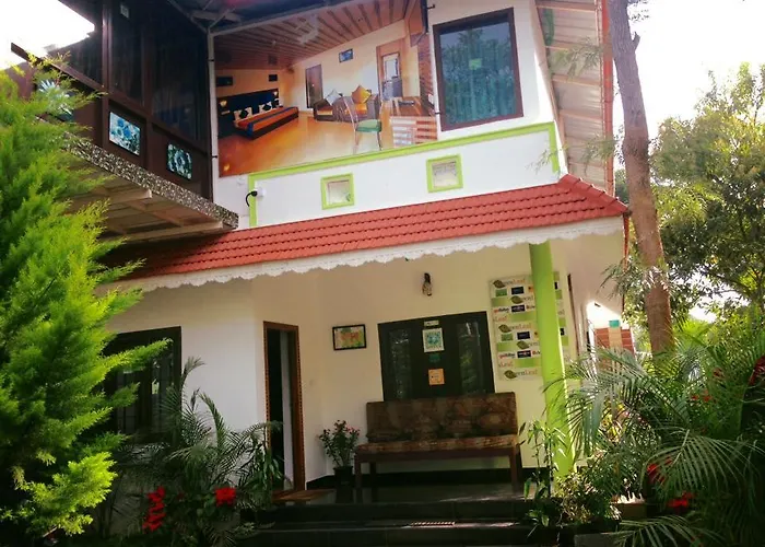 Green Leaf Home Stay Thekkady