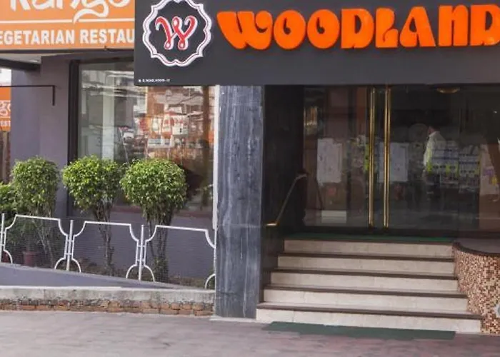 Woodlands Hotel Kochi