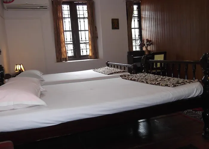 Madeleine Inn Kochi