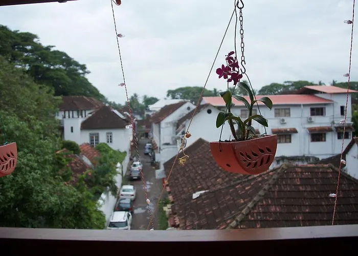 Roses Inn Fortkochi