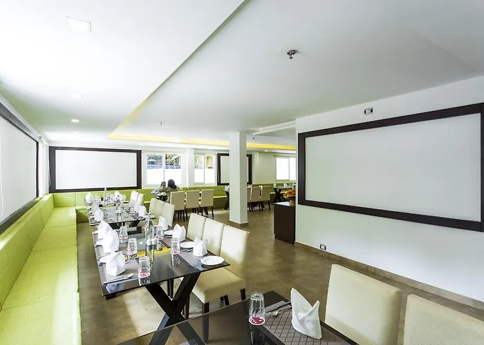Summit Hampton Hotel Thekkady