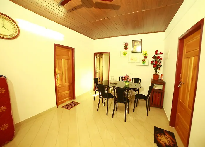 Spice Valley Home Stay & Tree House Munnar