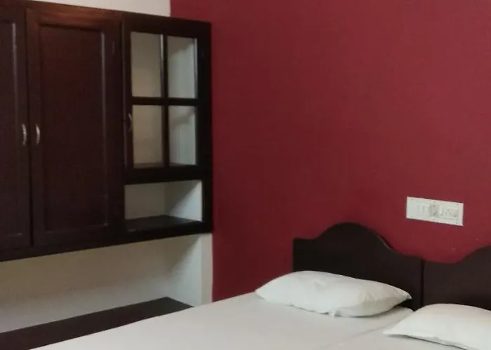 Madaparambil Tenants Home Kochi